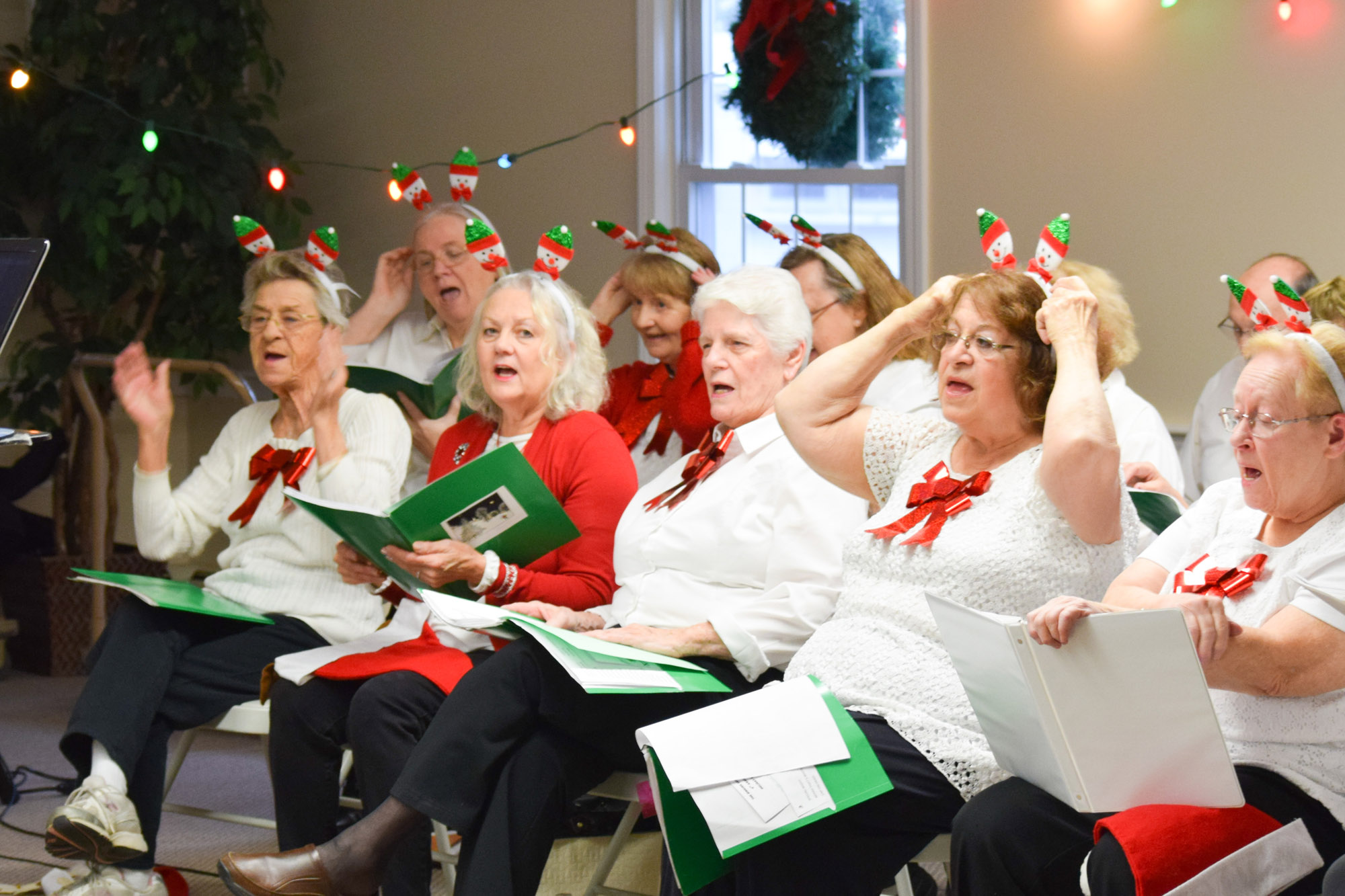 Halifax Singing Seniors Dec. 18 - Plympton-Halifax Express